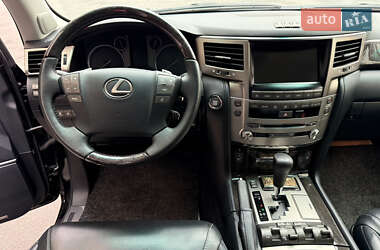 Внедорожник / Кроссовер Lexus LX 2012 в 