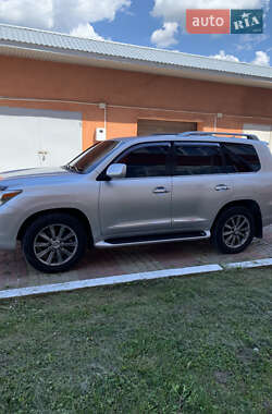 Внедорожник / Кроссовер Lexus LX 2010 в 