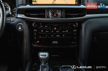 Внедорожник / Кроссовер Lexus LX 2019 в 