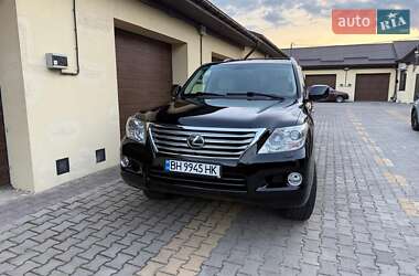 Внедорожник / Кроссовер Lexus LX 2008 в 