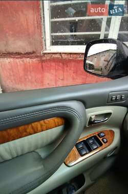 Внедорожник / Кроссовер Lexus LX 2006 в 