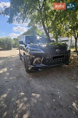 Внедорожник / Кроссовер Lexus LX 2016 в 