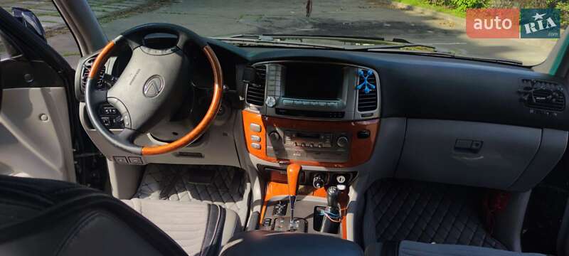Внедорожник / Кроссовер Lexus LX 2007 в Киеве