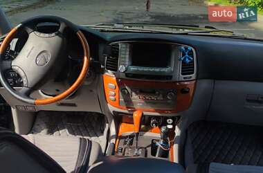 Внедорожник / Кроссовер Lexus LX 2007 в 