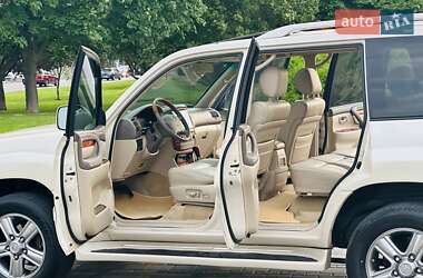 Внедорожник / Кроссовер Lexus LX 2007 в 