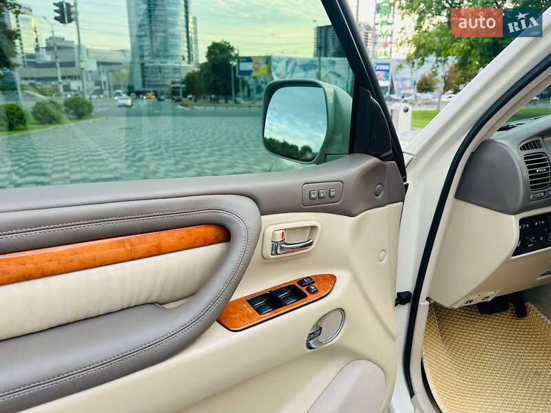 Внедорожник / Кроссовер Lexus LX 2007 в Днепре