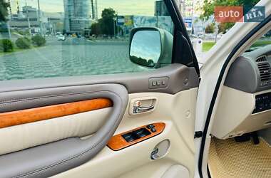 Внедорожник / Кроссовер Lexus LX 2007 в 