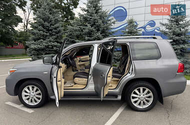 Внедорожник / Кроссовер Lexus LX 2009 в 
