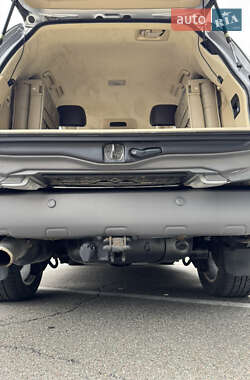 Внедорожник / Кроссовер Lexus LX 2009 в 