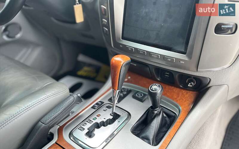 Внедорожник / Кроссовер Lexus LX 2005 в Коломые
