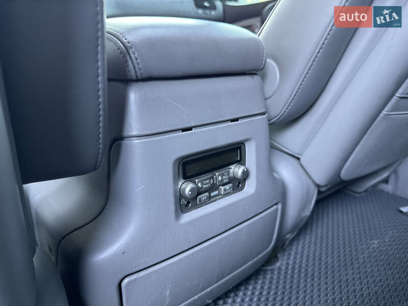 Позашляховик / Кросовер Lexus LX 2004 в Києві
