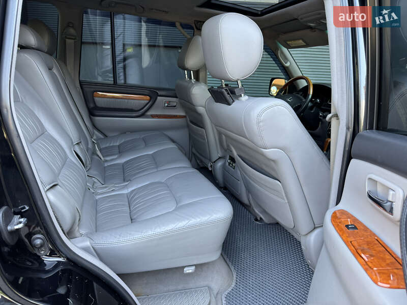 Позашляховик / Кросовер Lexus LX 2004 в Києві