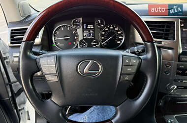 Внедорожник / Кроссовер Lexus LX 2012 в 