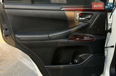 Внедорожник / Кроссовер Lexus LX 2012 в 