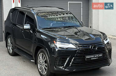 Внедорожник / Кроссовер Lexus LX 2022 в 