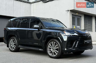 Внедорожник / Кроссовер Lexus LX 2022 в 