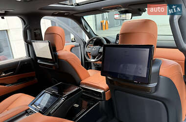 Внедорожник / Кроссовер Lexus LX 2022 в 