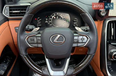 Внедорожник / Кроссовер Lexus LX 2022 в 