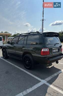 Внедорожник / Кроссовер Lexus LX 2004 в 