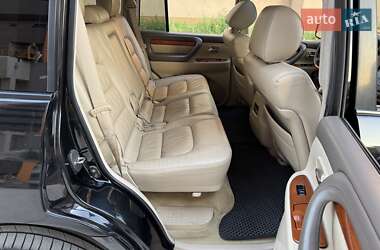 Внедорожник / Кроссовер Lexus LX 2005 в 