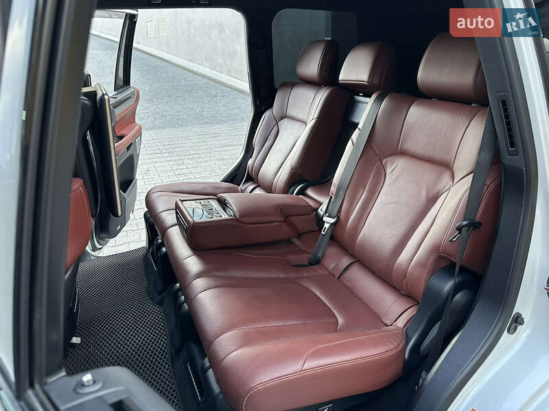 Внедорожник / Кроссовер Lexus LX 2019 в Киеве