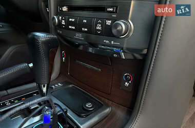 Внедорожник / Кроссовер Lexus LX 2008 в 