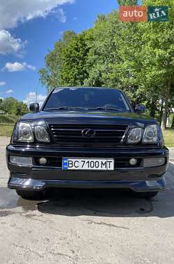 Внедорожник / Кроссовер Lexus LX 2004 в 