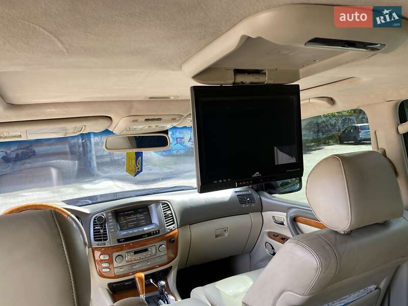 Позашляховик / Кросовер Lexus LX 2004 в Львові