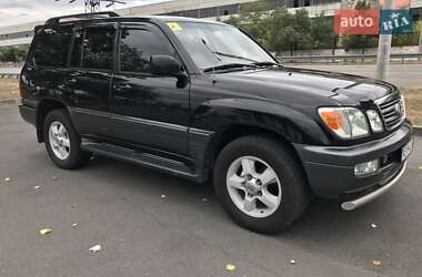 Внедорожник / Кроссовер Lexus LX 2005 в 