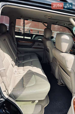 Внедорожник / Кроссовер Lexus LX 2007 в 