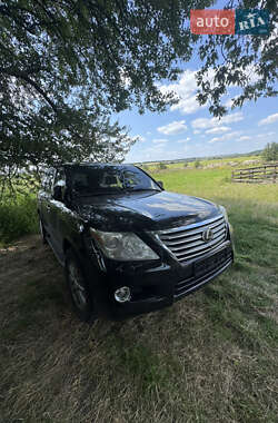 Позашляховик / Кросовер Lexus LX 2010 в Полтаві