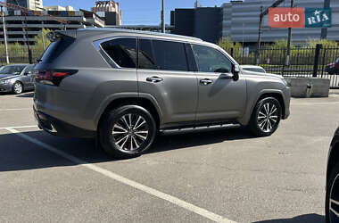 Внедорожник / Кроссовер Lexus LX 2022 в 