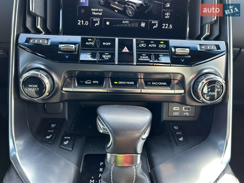 Позашляховик / Кросовер Lexus LX 2022 в Києві