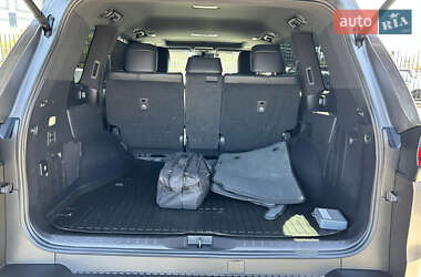 Внедорожник / Кроссовер Lexus LX 2022 в 