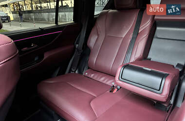 Внедорожник / Кроссовер Lexus LX 2024 в 