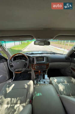 Позашляховик / Кросовер Lexus LX 2006 в 