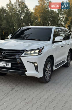 Внедорожник / Кроссовер Lexus LX 2015 в 
