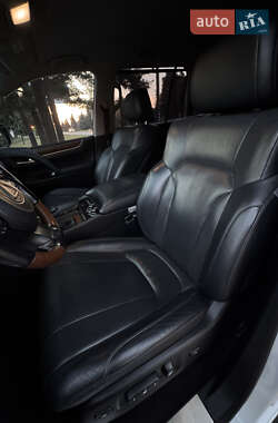 Внедорожник / Кроссовер Lexus LX 2015 в 