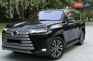 Внедорожник / Кроссовер Lexus LX 2022 в 
