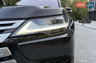 Внедорожник / Кроссовер Lexus LX 2022 в 