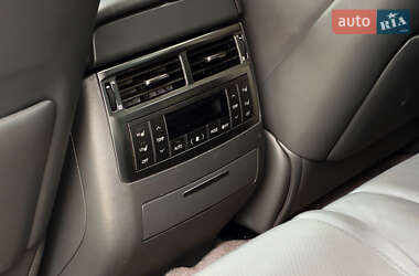 Внедорожник / Кроссовер Lexus LX 2010 в 