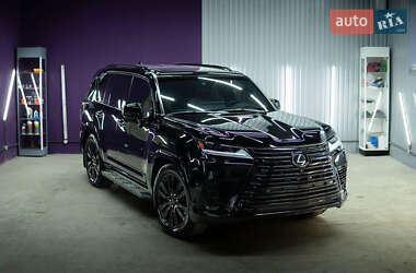 Внедорожник / Кроссовер Lexus LX 2023 в 