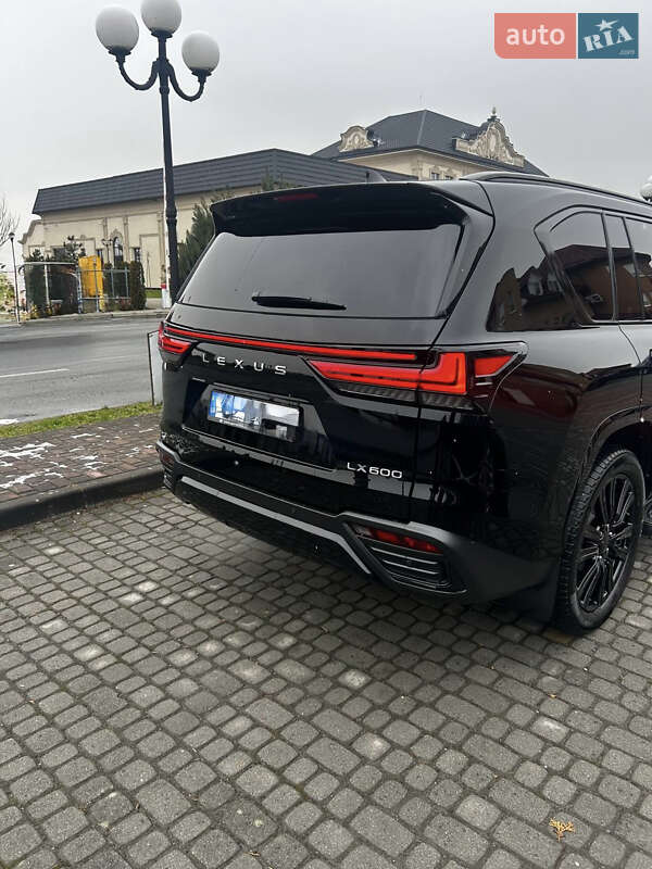 Внедорожник / Кроссовер Lexus LX 2023 в Полтаве