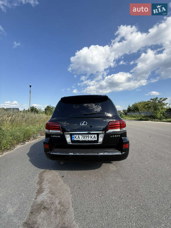 Позашляховик / Кросовер Lexus LX 2013 в Києві
