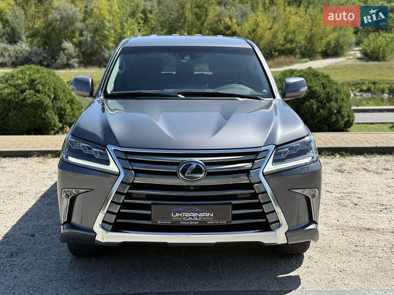 Внедорожник / Кроссовер Lexus LX 2016 в Днепре