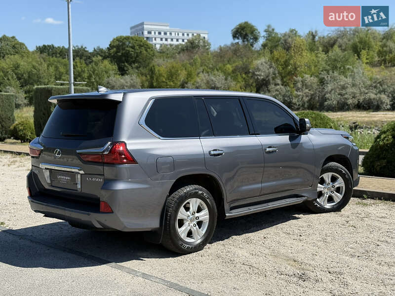 Внедорожник / Кроссовер Lexus LX 2016 в Днепре