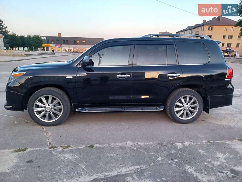 Внедорожник / Кроссовер Lexus LX 2011 в Старой Выжевке