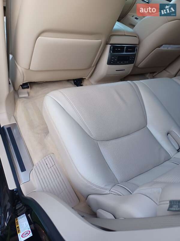 Внедорожник / Кроссовер Lexus LX 2011 в Старой Выжевке