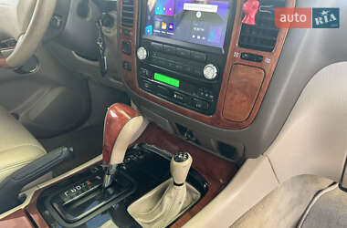 Внедорожник / Кроссовер Lexus LX 2002 в 
