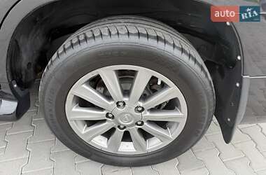 Внедорожник / Кроссовер Lexus LX 2011 в 